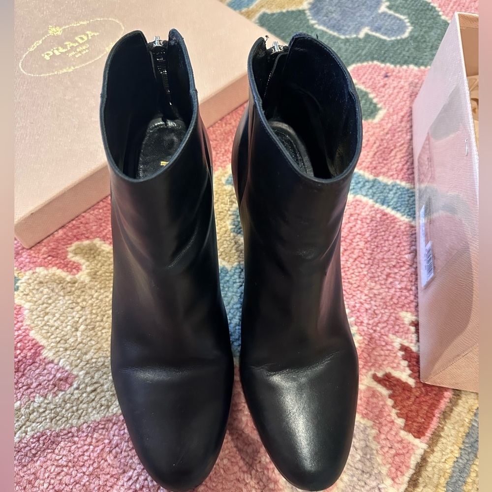EUC Prada black leather booties Size 41 US 10 - Picture 9 of 16